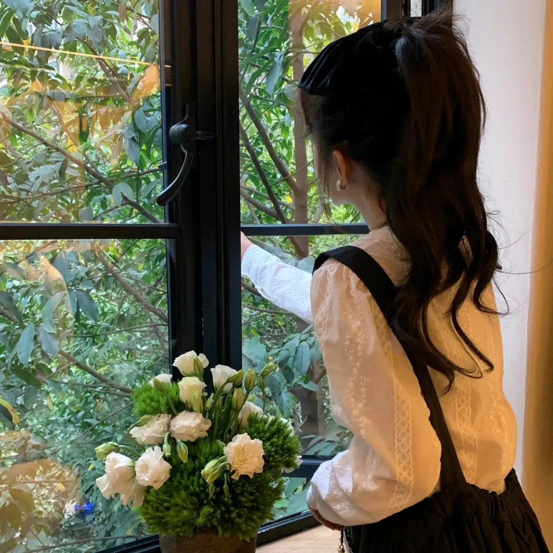 让你上班你第一天闪婚总裁
